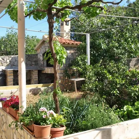 Kuca Antonela Dobropoljana, Otok Pasman Dobropoljana